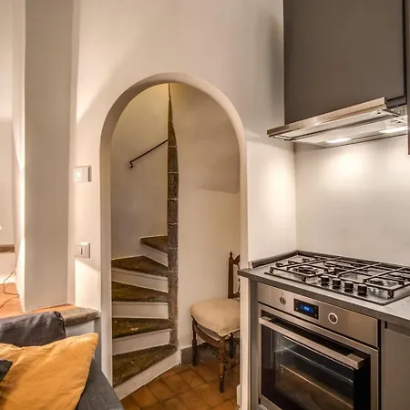 Torretta Storica Pantheon 아파트