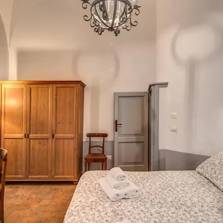 Torretta Storica Pantheon * ローマ