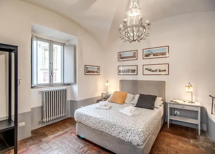 Torretta Storica Pantheon 아파트 *