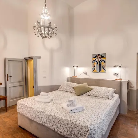 Apartment Torretta Storica Pantheon Rom